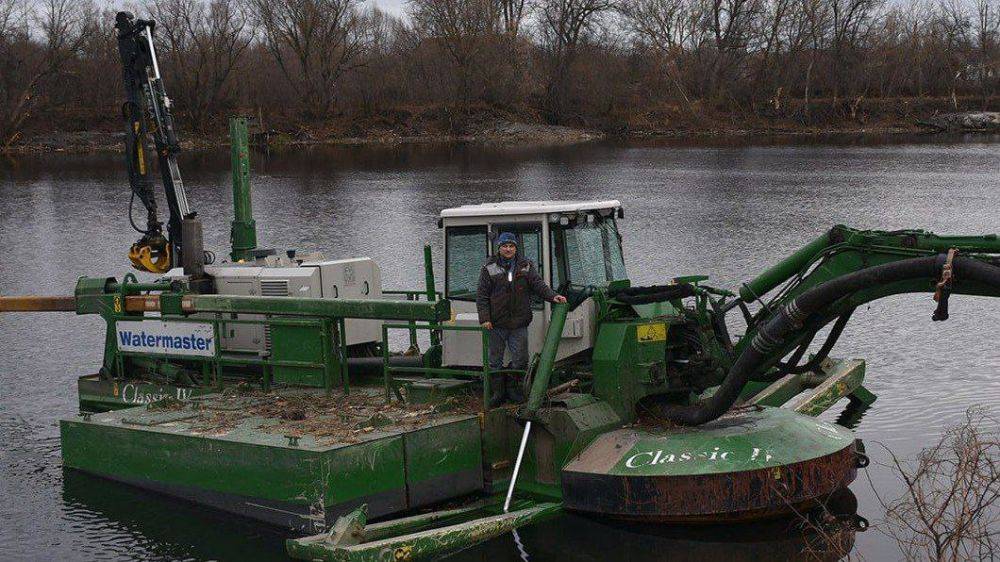 В Белгородской области приобрели три земснаряда для очистки водоёмов