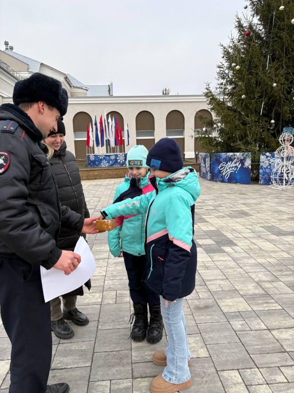 Правоохранители района создали атмосферу праздника для своих земляков