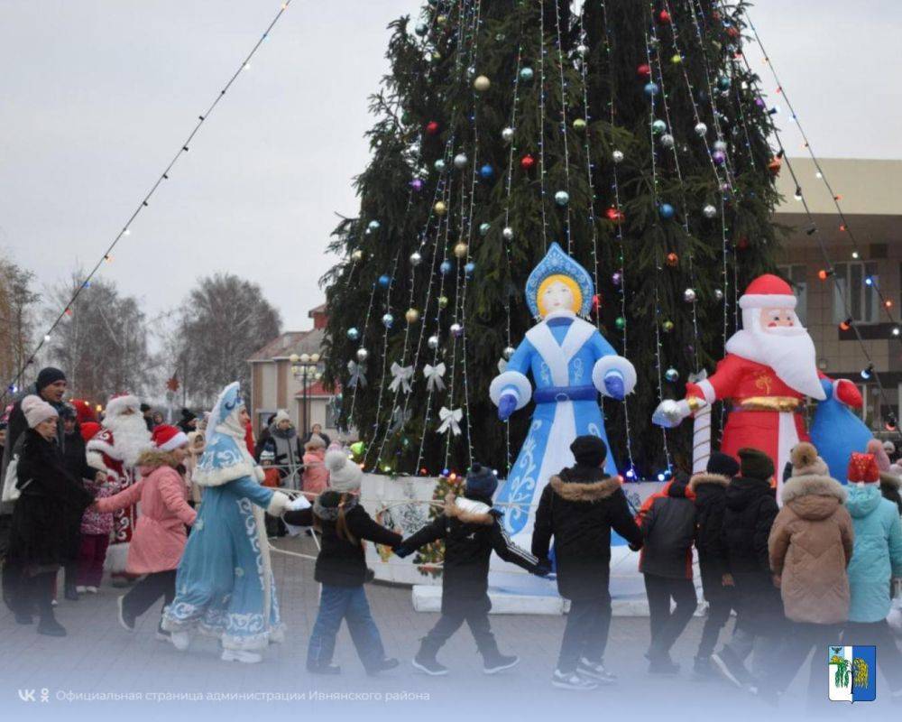 Одним из самых важных символов Нового года, который объединяет людей и создает неповторимый дух зимнего волшебства, является новогодняя ёлка