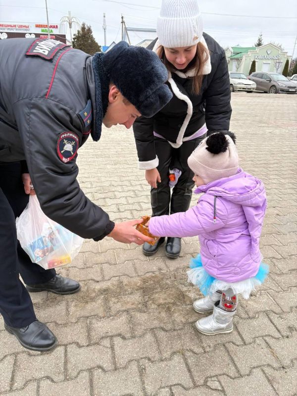 Правоохранители района создали атмосферу праздника для своих земляков