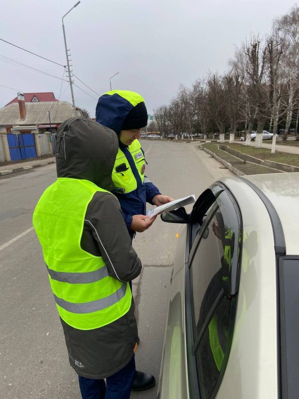 Белгородские автоинспекторы исполнили мечту 12-летнего Саши из Алексеевки «побывать в роли сотрудника ГАИ»