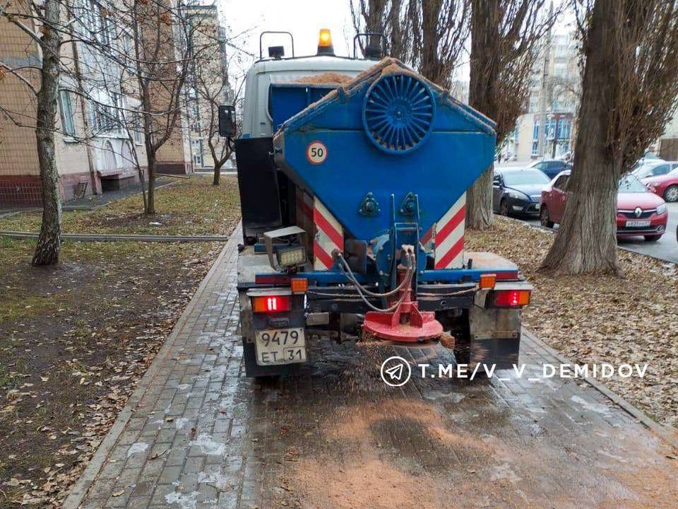 В прямом эфире глава администрации ответил на вопросы горожан