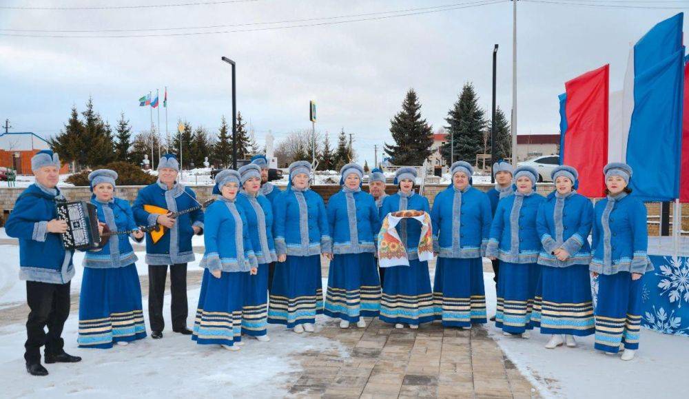 Народный хор русской песни «Родные напевы» стал лауреатом III областного Губернаторского фестиваля народных самодеятельных коллективов «Наследие»