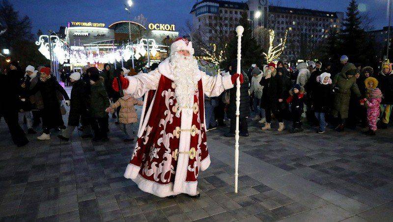 В Старом Осколе открыли главную ёлку города