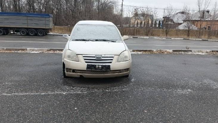 Мэрия Белгорода попросила водителей убрать с улиц брошенные авто3