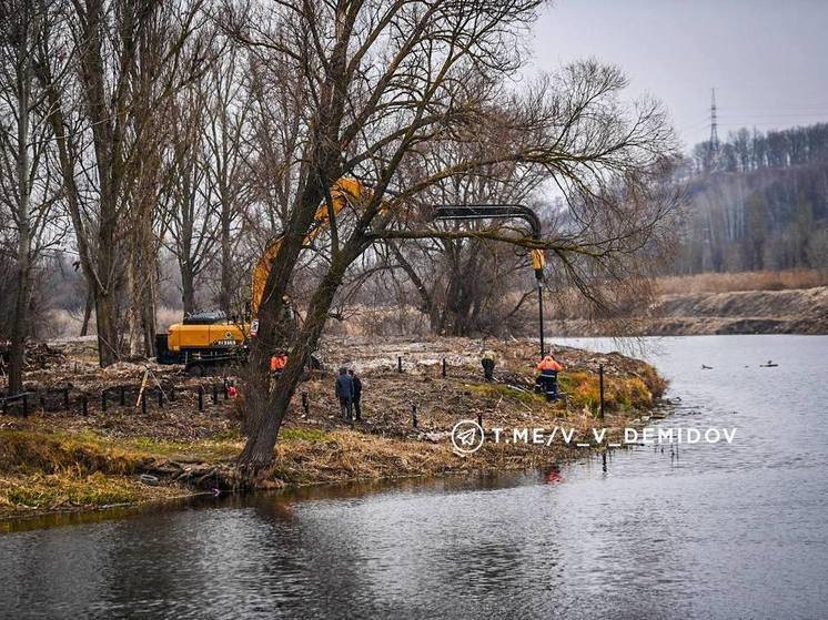 В Белгороде начали благоустраивать набережную со стороны Волчанской