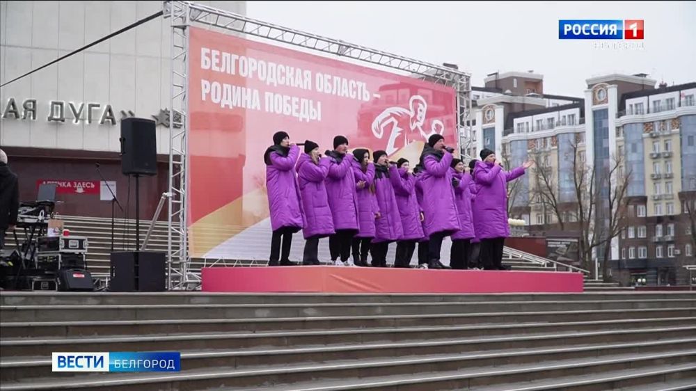 Праздничный забег в первый день 2025-го посвятили 80-летию Победы в Великой Отечественной войне