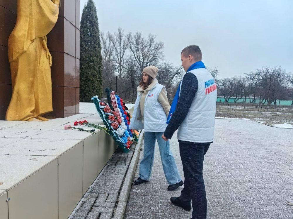 Партактив почтил память военнопленных и мирных жителей