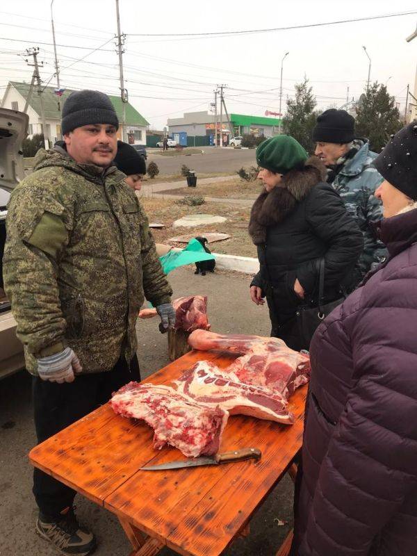 Уважаемые вейделевцы!. Приглашаем вас на традиционную Ярмарку выходного дня! Она состоится в субботу, 11 января, в 9:00 на автостоянке около магазина «Айболит» в Вейделевке