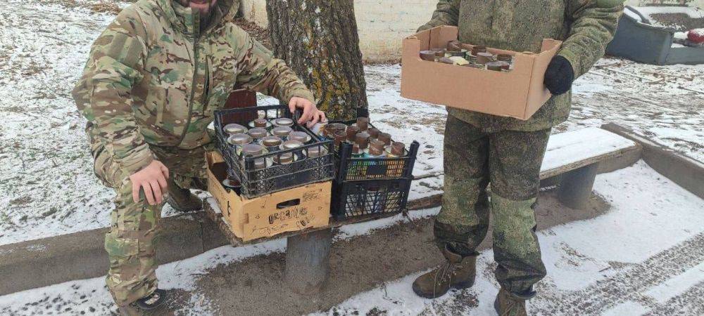 Партийцы продолжают оказывать поддержку военнослужащим