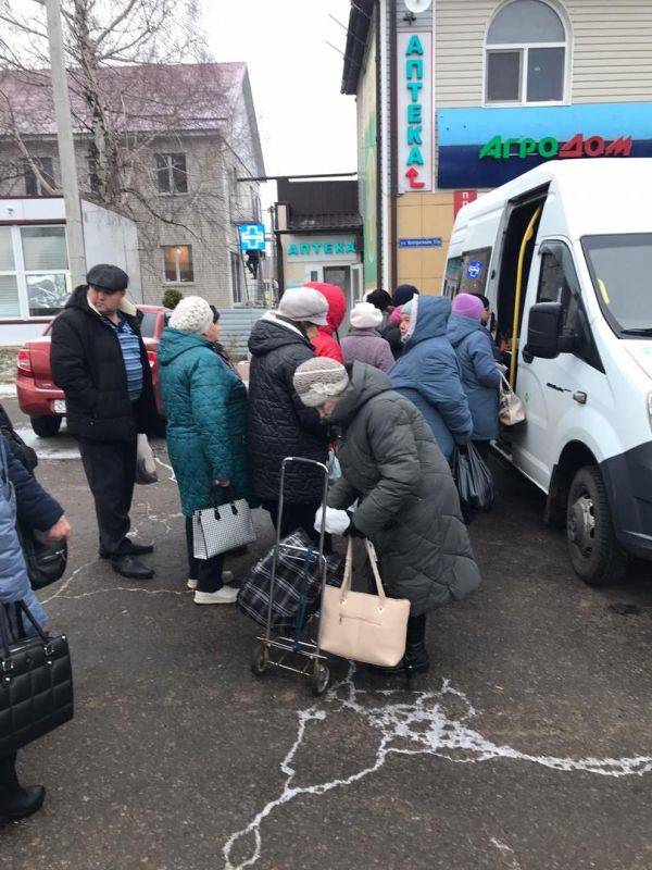 Уважаемые вейделевцы!. Приглашаем вас на традиционную Ярмарку выходного дня! Она состоится в субботу, 11 января, в 9:00 на автостоянке около магазина «Айболит» в Вейделевке