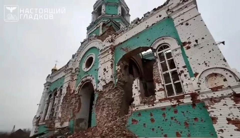 Белгородский губернатор побывал в разрушенном обстрелами ВСУ храме в Козинке0