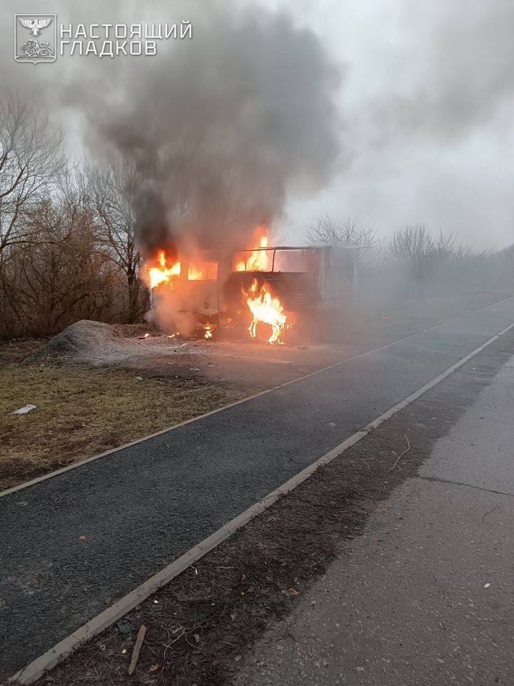 Легковушка и КамАЗ пострадали в Белгородской области после атак ВСУ1