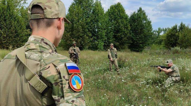 Служба в тылу. Почему ветеран СВО считает важным делиться боевым опытом с молодёжью