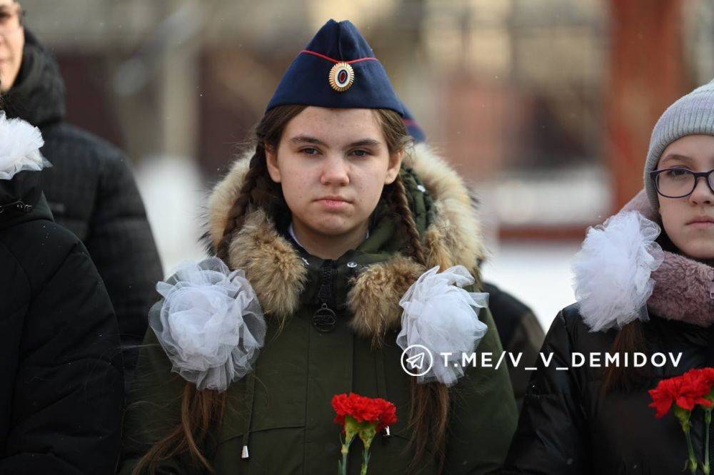 Валентин Демидов: В школе №20 в Белгороде открыли мемориальную доску в честь Защитника, Героя СВО, героя нашего города, кавалера ордена Мужества Яна Викторовича Прешпективного