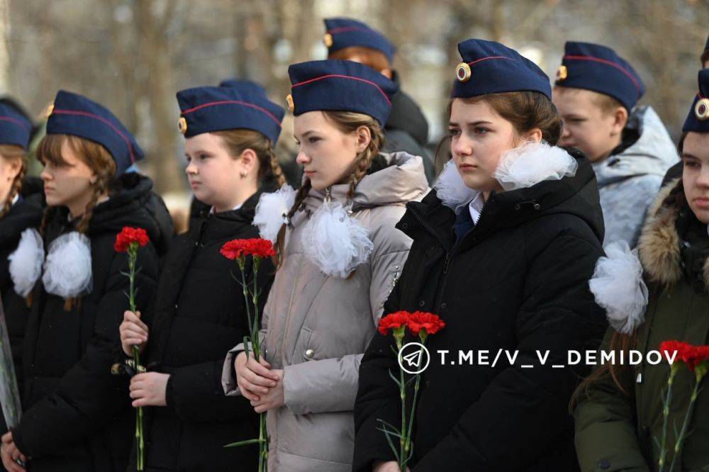 Валентин Демидов: В школе №20 в Белгороде открыли мемориальную доску в честь Защитника, Героя СВО, героя нашего города, кавалера ордена Мужества Яна Викторовича Прешпективного