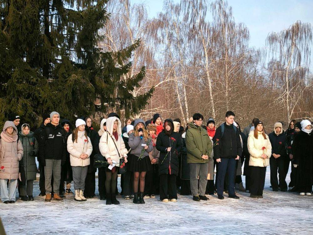 21 февраля, в преддверии празднования Дня защитника Отечества , на центральной площади города Строителя возле часовни «Георгия Победоносца», прошла «Вечная поверка»