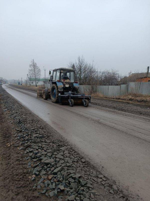 МБУ «Благоустройство Яковлевского муниципального округа» продолжает работы по уборке территорий