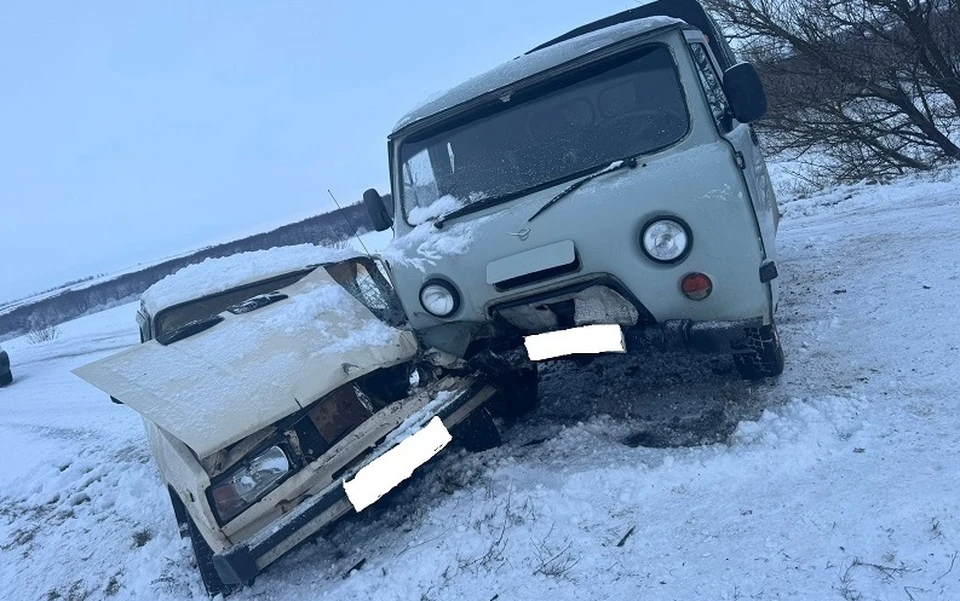 В столкновении «УАЗа» и «Жигулей» в Белгородской области пострадал мужчина0