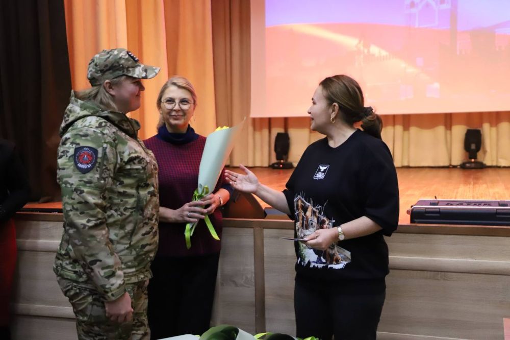 Татьяна Круглякова: Сенатор Совета Федерации от Белгородской области Жанна Чефранова встретилась с нашей теробороной