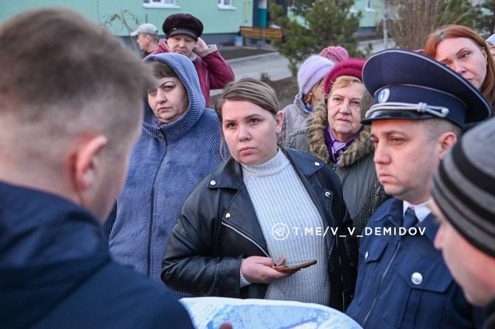 Валентин Демидов: Вчера вечером встретился с жителями 4-го Магистрального переулка