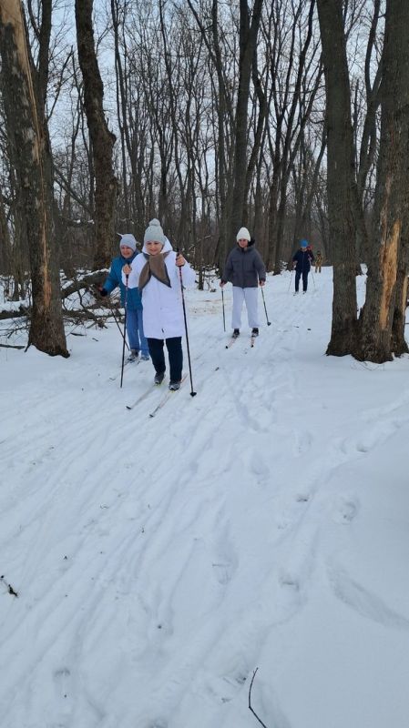 В урочище «Еремчино» в Вейделевке прошёл массовый старт «Вейделевская лыжня — 2025», посвящённый 80-летию Великой Победы