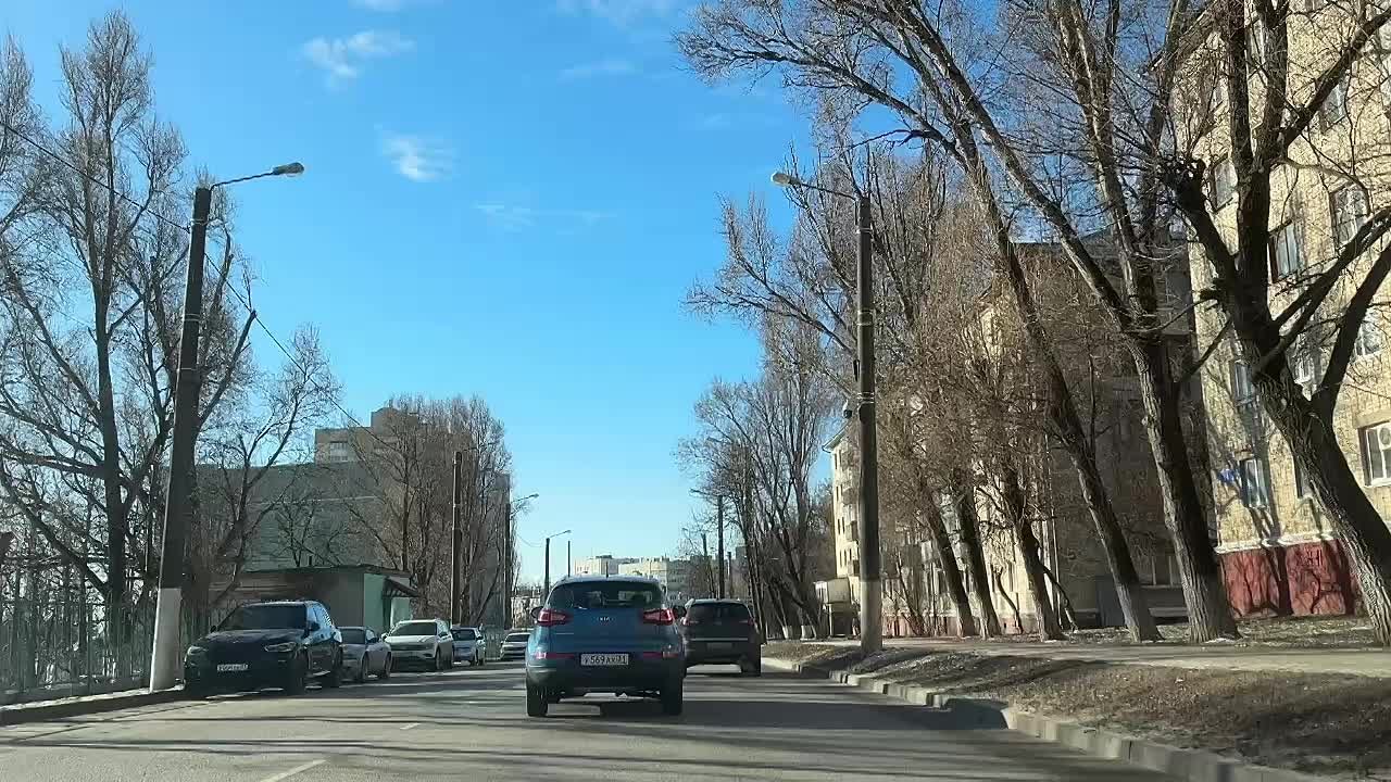 Доброе утро, друзья. В связи с резкими перепадами температур на дорогах общего пользования местами гололедица, особенно в низинах и на мостах Будьте осторожны, исключите превышение скорости, будьте внимательны при подъезде...