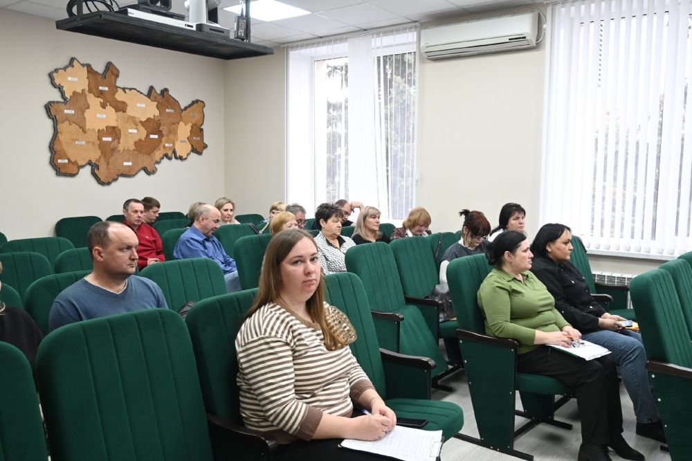 В администрации района состоялось заседание районной межведомственной антинаркотической комиссии Чернянского района