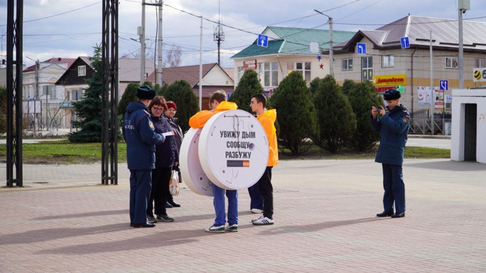 В масштабной работе, проводимой сотрудниками Отделения надзорной деятельности и профилактической работы по Борисовскому району по профилактике пожаров в жилье, немаловажный сегмент - популяризация установки автономных...