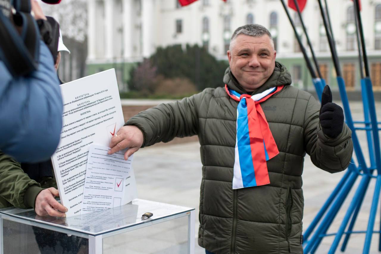 Вячеслав Гладков обратился к белгородцам в 11-ю годовщину воссоединения Крыма с Россией