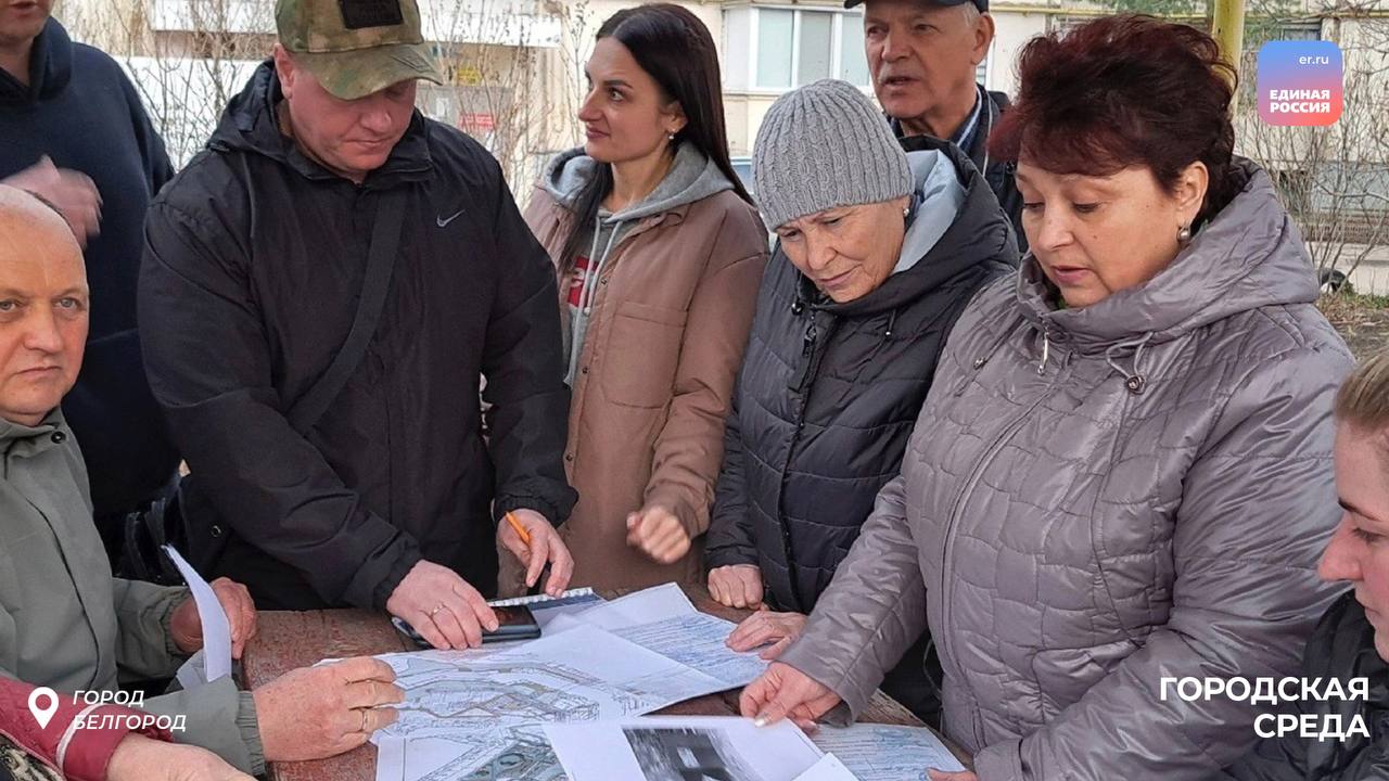 Партийцы проверили выполнение работ по благоустройству дворовых и общественных пространств в рамках партпроекта «Городская среда»