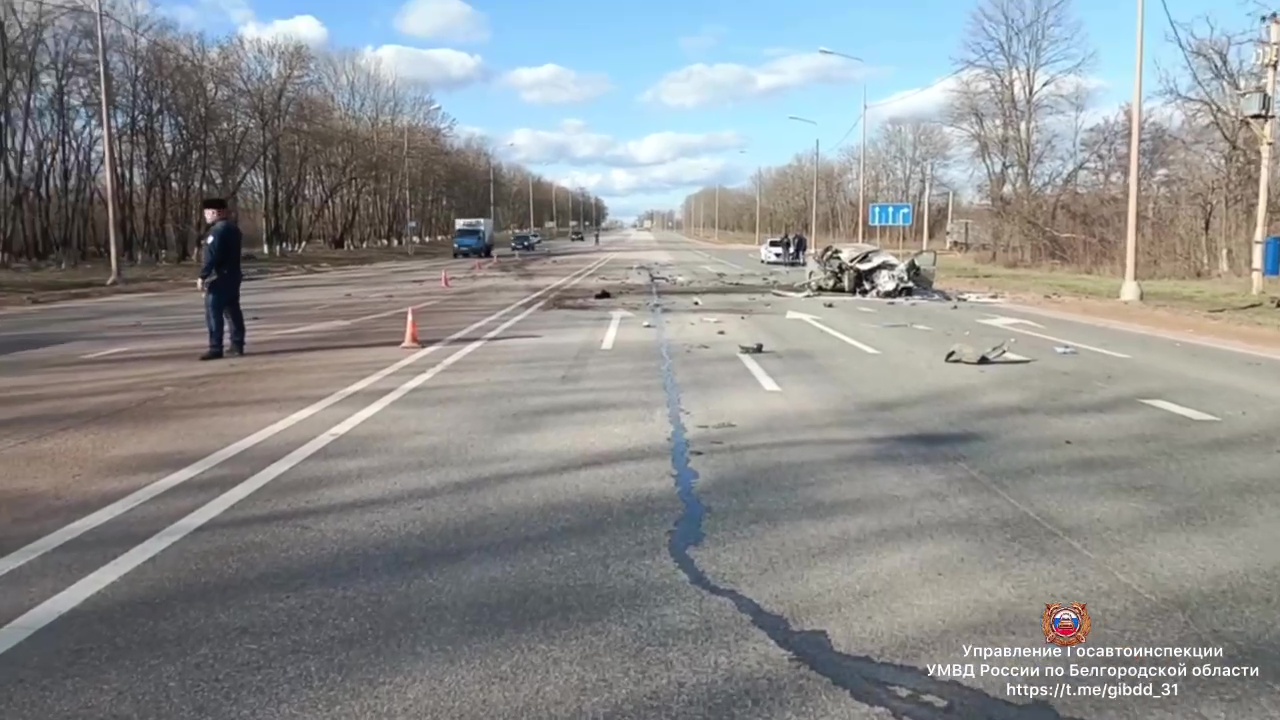 В Ивнянском районе в ДТП с грузовиком погиб водитель