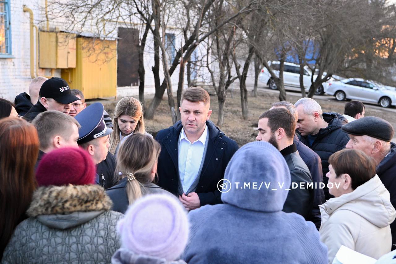 Валентин Демидов: Вчера вечером встретился с жителями 4-го Магистрального переулка