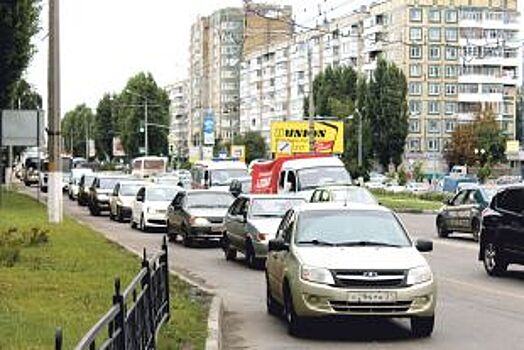 Пробки и забитый транспорт. Белгородцы недовольны дорожным хозяйством