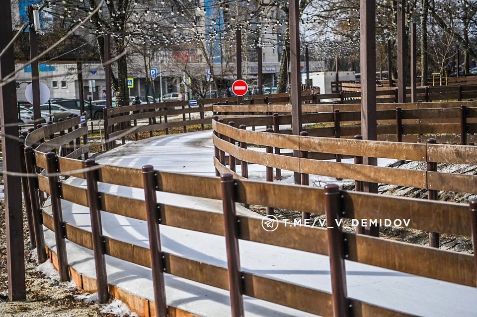 В Белгороде открытые катки завершают свою работу из-за потепления0